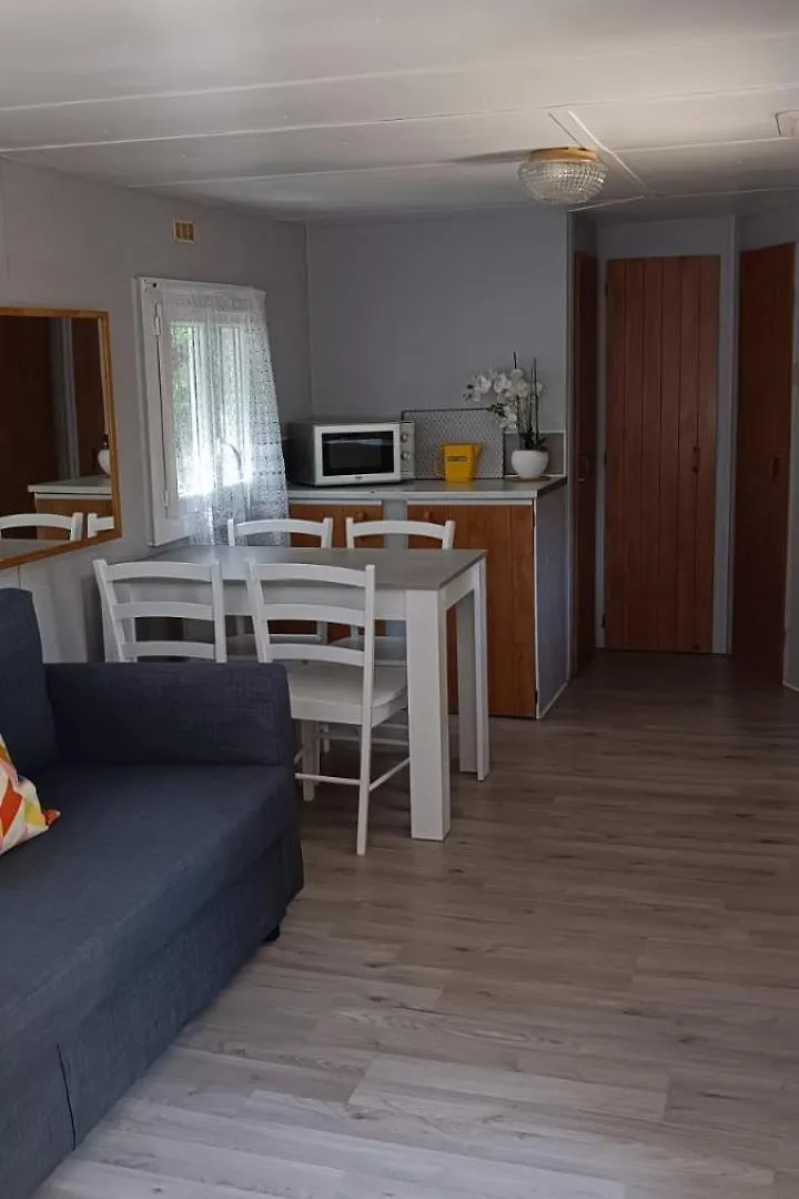 Havre De Paix Pour 2 A 4 Pers. Otel Le Castellet  Fransa